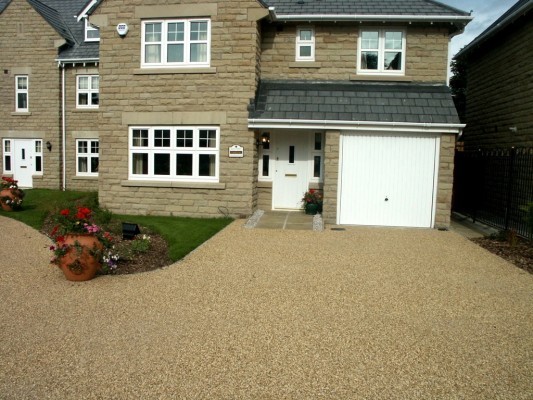 resin bonded driveway